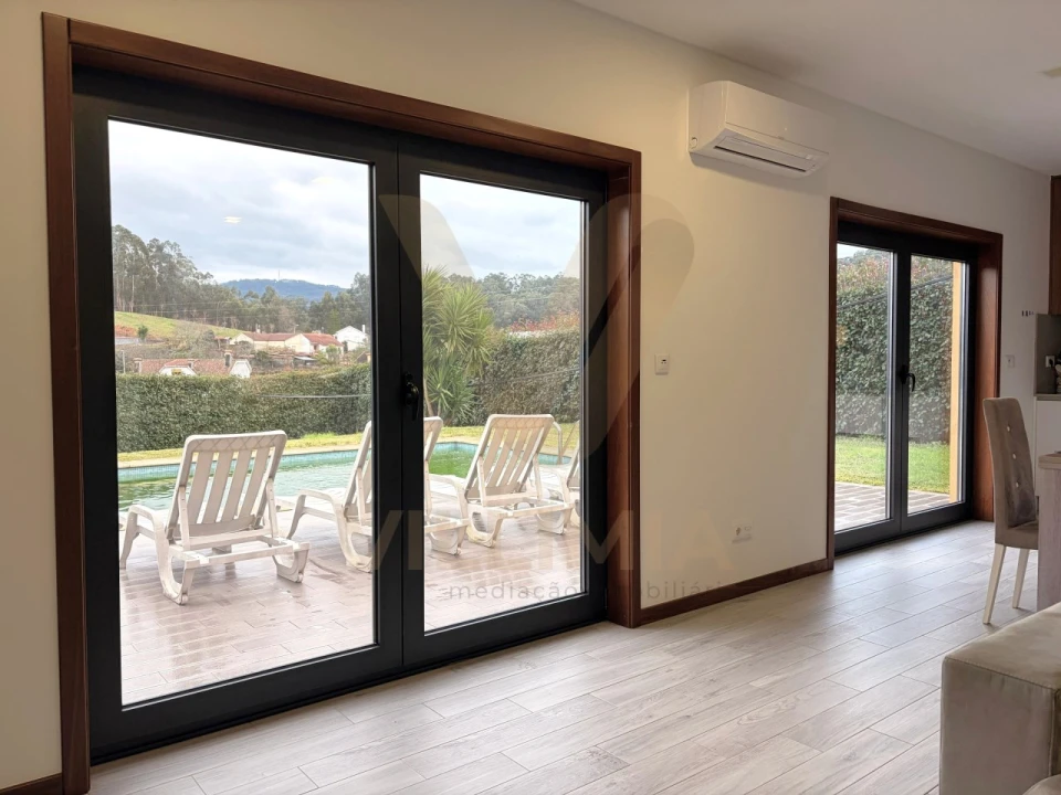 Moradia T3 para Venda em Fornelos e Queijada Foto 6