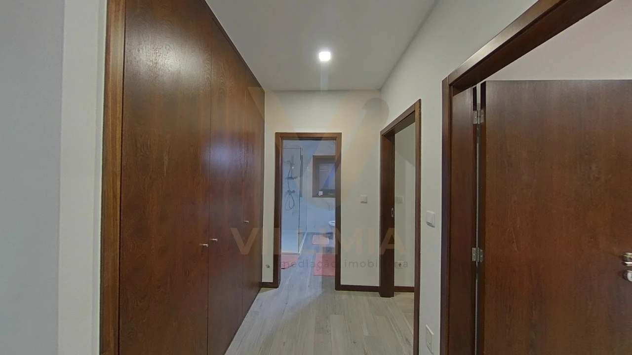 Moradia T3 para Venda em Fornelos e Queijada Foto 38