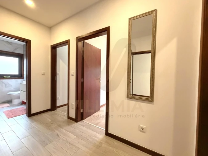 Moradia T3 para Venda em Fornelos e Queijada Foto 11