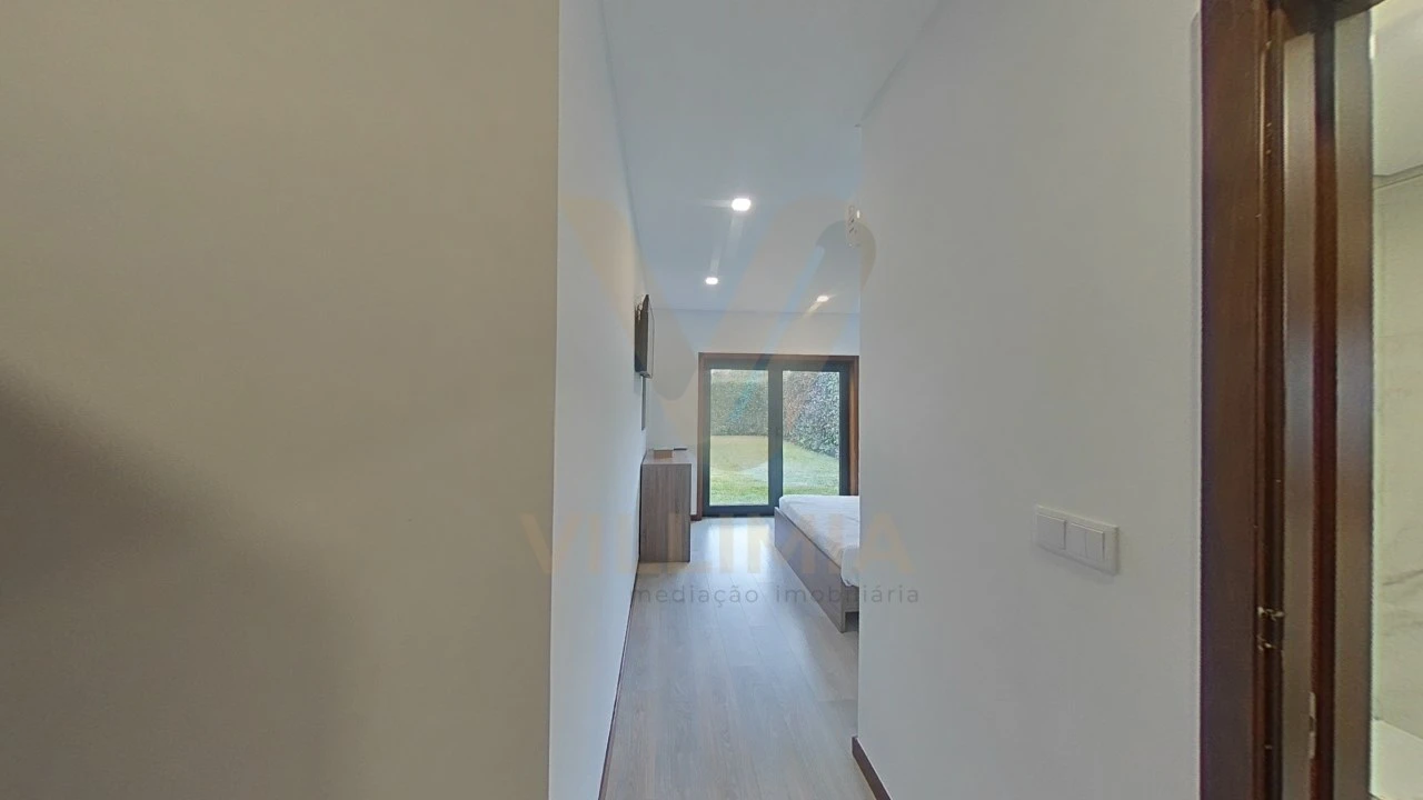 Moradia T3 para Venda em Fornelos e Queijada Foto 52