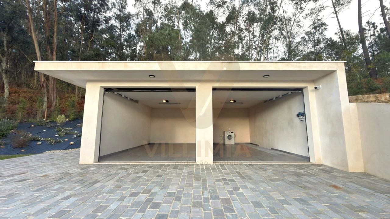 Moradia T4 para Venda em Fornelos e Queijada Foto 58