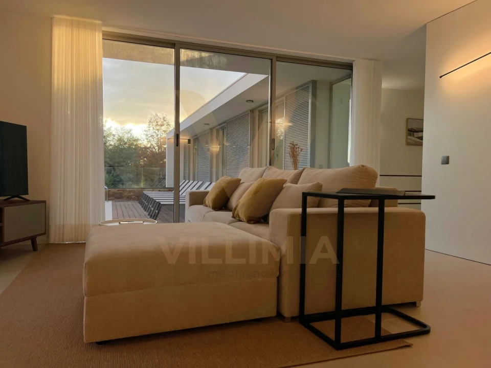 Moradia T4 para Venda em Fornelos e Queijada Foto 22