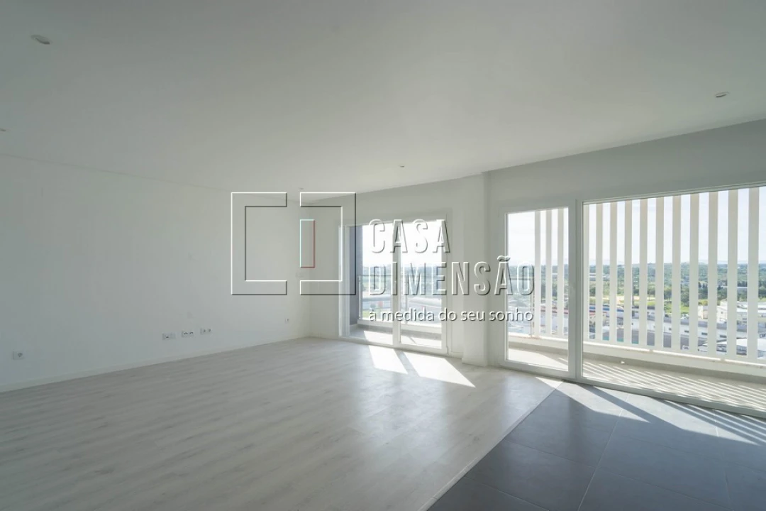 Apartamento T2 para Venda em Corroios Foto 4