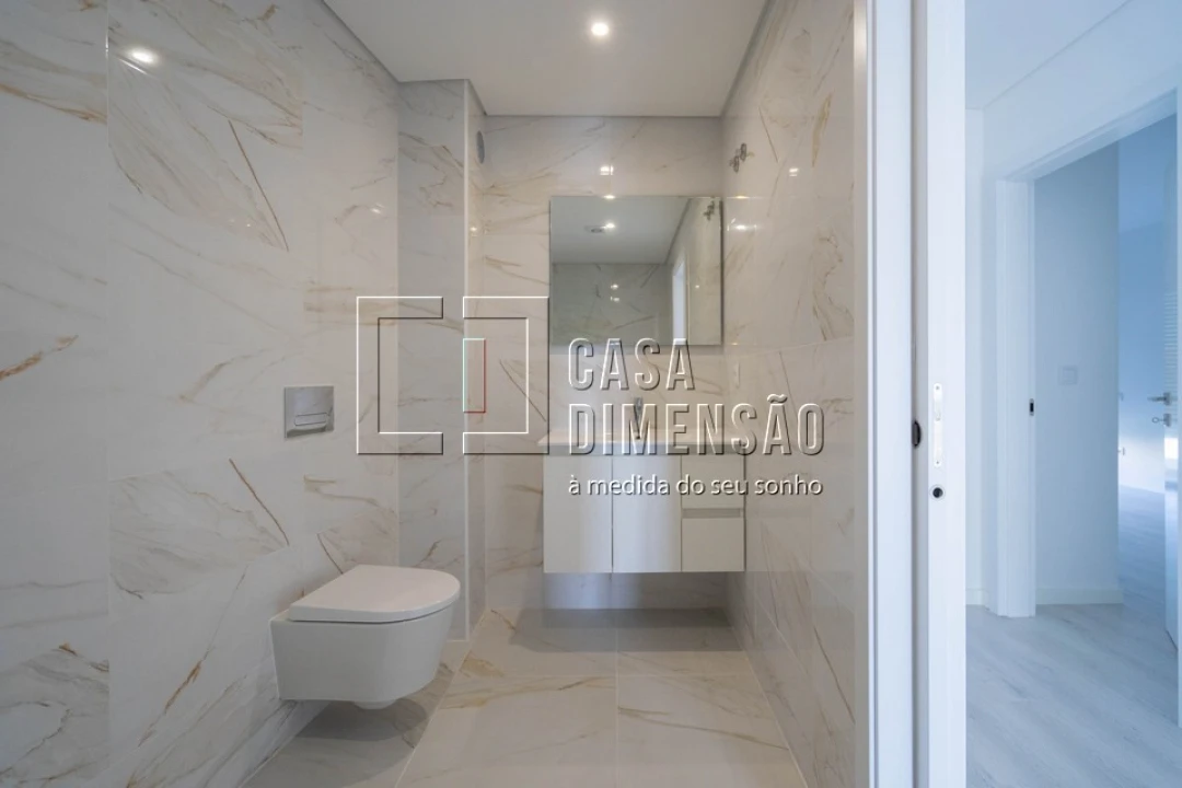 Apartamento T2 para Venda em Corroios Foto 25