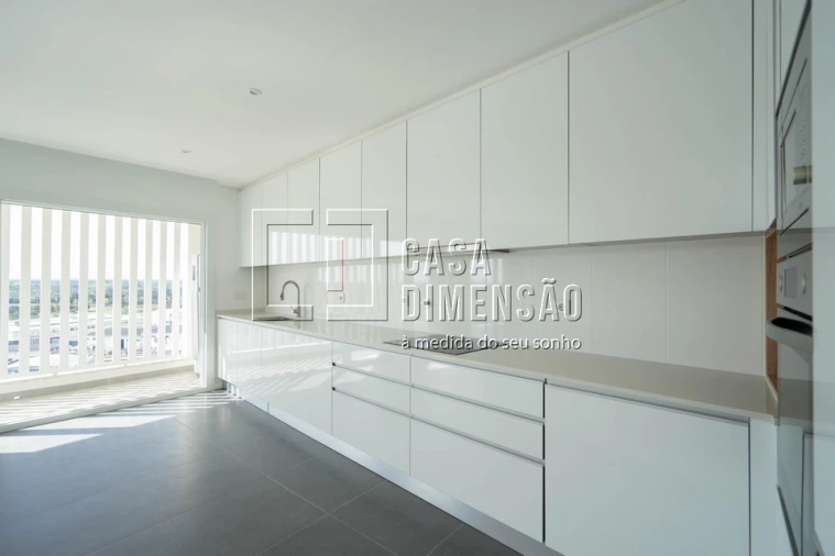 Apartamento T2 para Venda em Corroios Foto 12