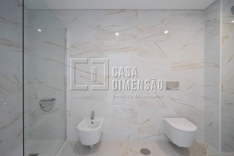 Apartamento T2 para Venda em Corroios Foto 27