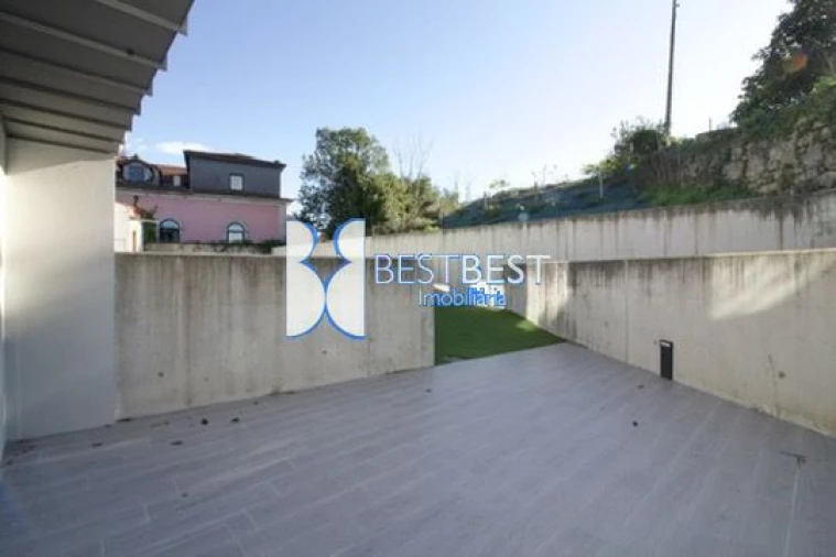 Moradia T3 para Venda em Barcelinhos Foto 7