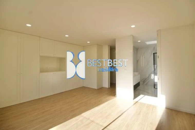 Moradia T3 para Venda em Barcelinhos Foto 11