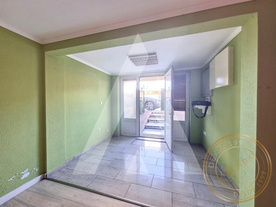 Loja para Venda em Corroios Foto 8