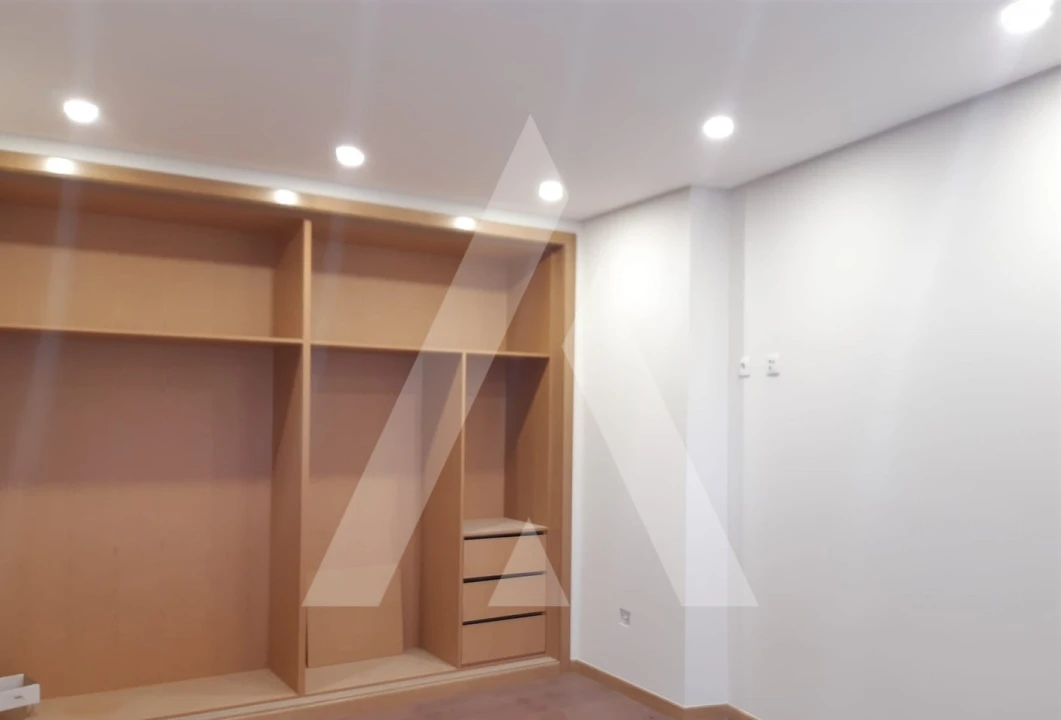 Moradia T3 para Venda em Pinheiro da Bemposta, Travanca e Palmaz Foto 8