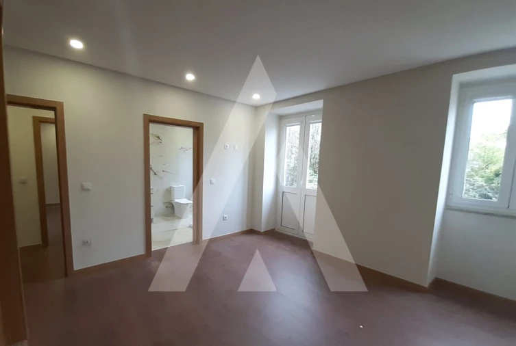 Moradia T3 para Venda em Pinheiro da Bemposta, Travanca e Palmaz Foto 6