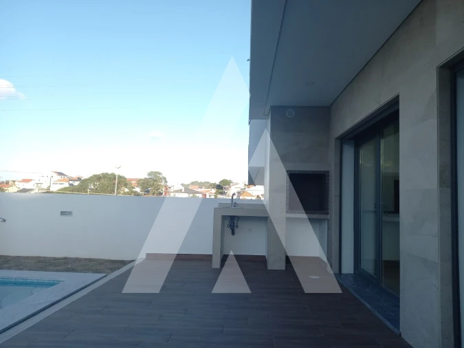 Moradia T5 para Venda em Charneca de Caparica e Sobreda Foto 28