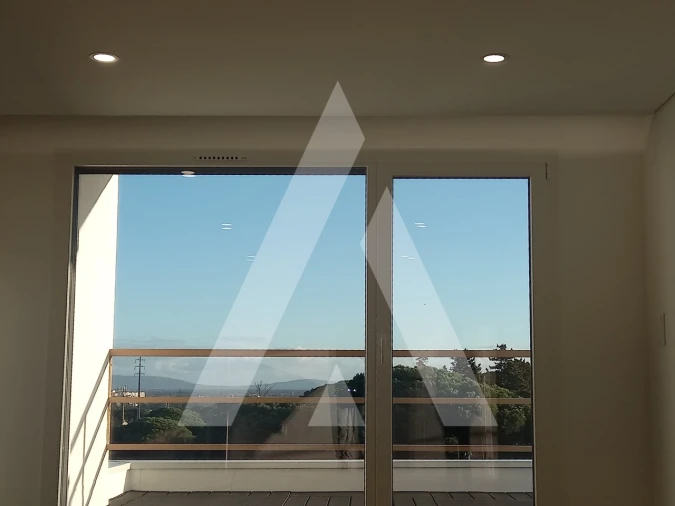 Moradia T5 para Venda em Charneca de Caparica e Sobreda Foto 11