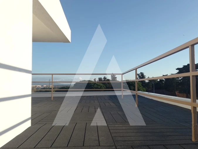 Moradia T5 para Venda em Charneca de Caparica e Sobreda Foto 22