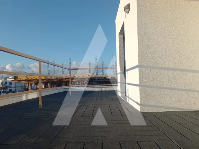 Moradia T5 para Venda em Charneca de Caparica e Sobreda Foto 24