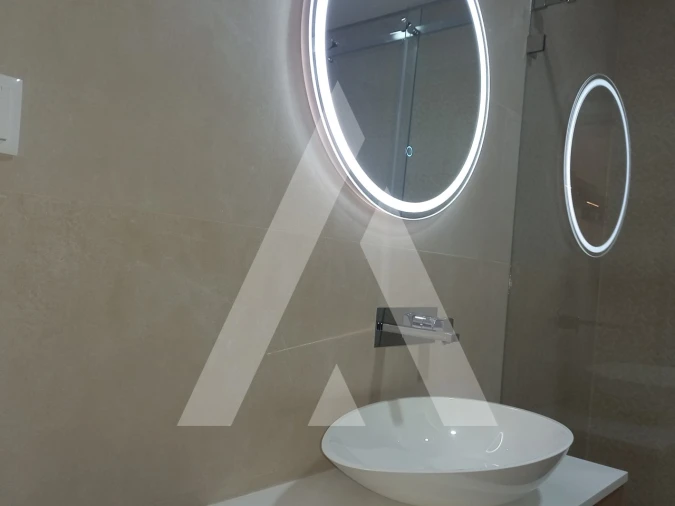 Moradia T5 para Venda em Charneca de Caparica e Sobreda Foto 18