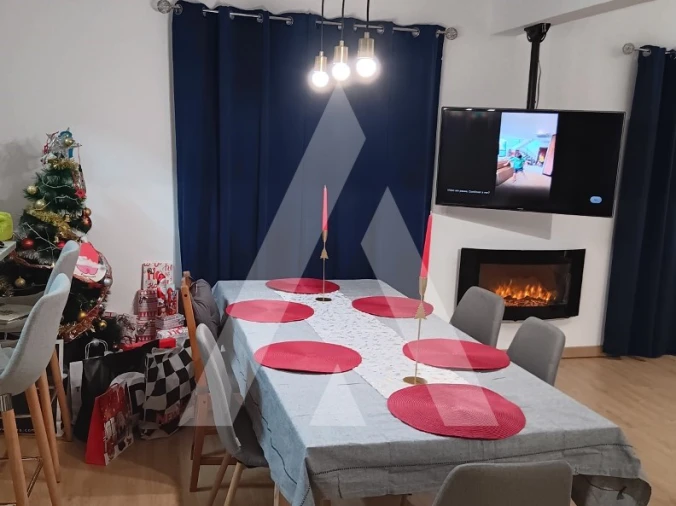 Apartamento T4 para Venda em Laranjeiro e Feijó Foto 5