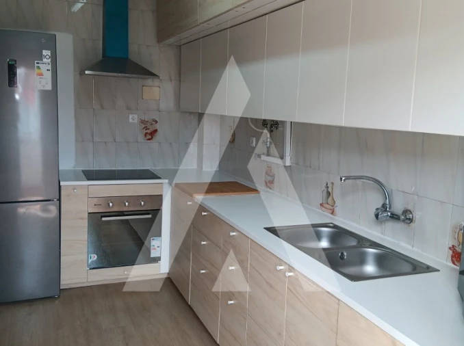 Apartamento T4 para Venda em Laranjeiro e Feijó Foto 7