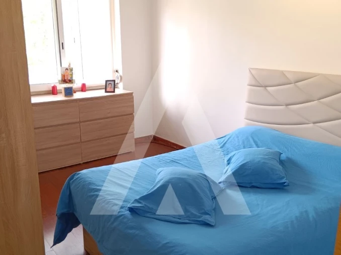 Apartamento T4 para Venda em Laranjeiro e Feijó Foto 12