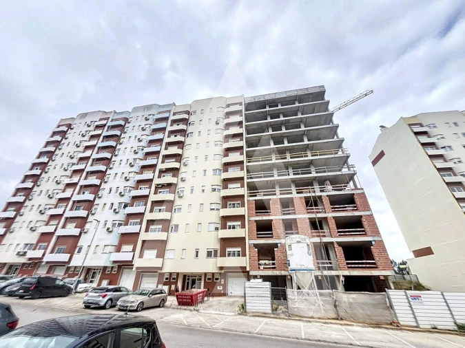 Apartamento T3 para Venda em Corroios Foto 31