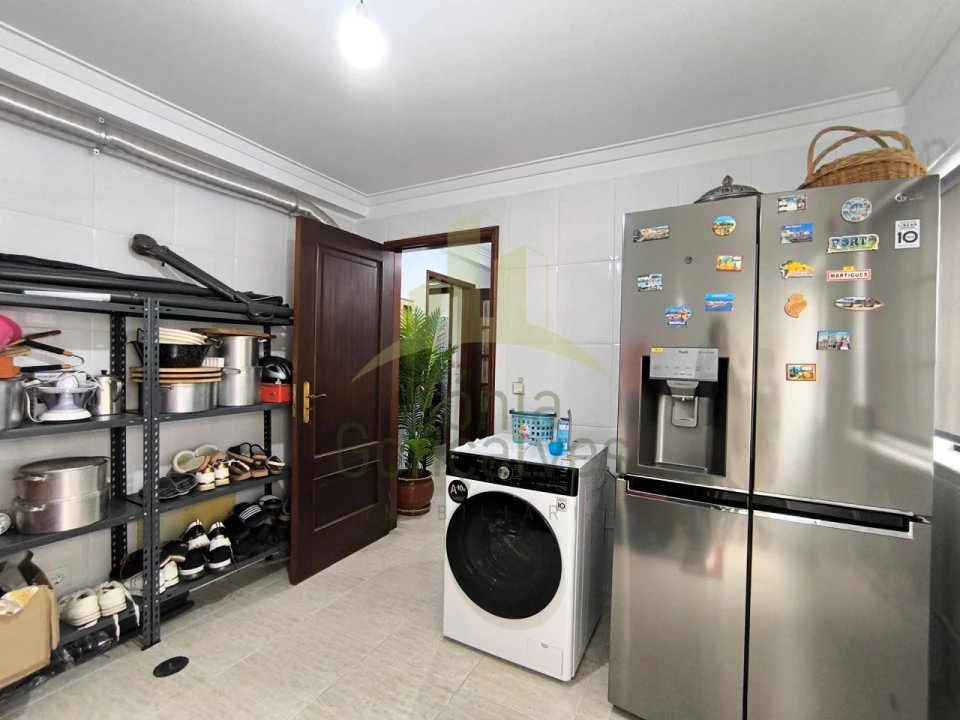 Moradia T3 para Venda em Geraz do Lima (Santa Maria, Santa Leocádia, Moreira), Deão Foto 9