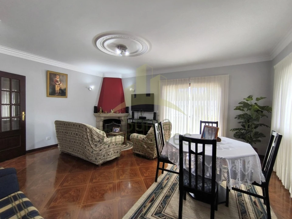 Moradia T3 para Venda em Geraz do Lima (Santa Maria, Santa Leocádia, Moreira), Deão Foto 15