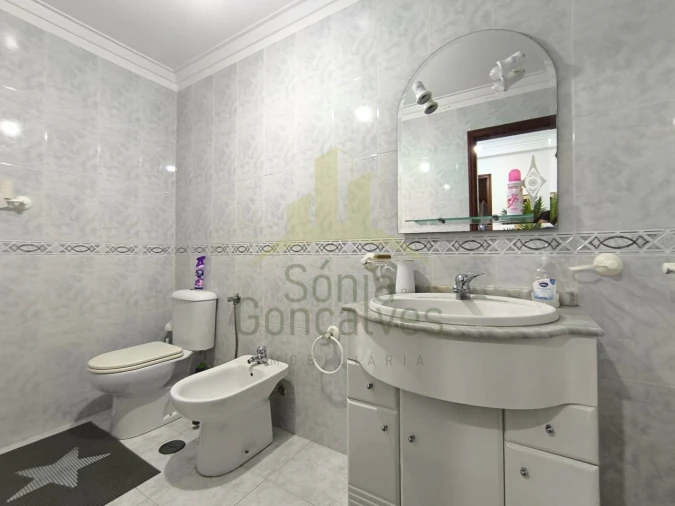 Moradia T3 para Venda em Geraz do Lima (Santa Maria, Santa Leocádia, Moreira), Deão Foto 7