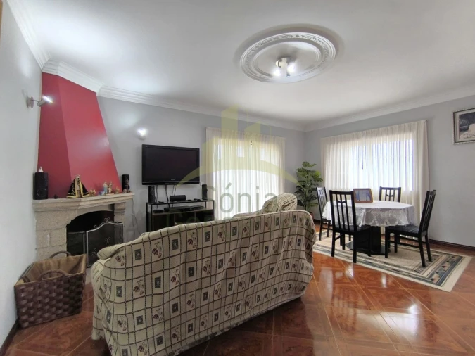 Moradia T3 para Venda em Geraz do Lima (Santa Maria, Santa Leocádia, Moreira), Deão Foto 13