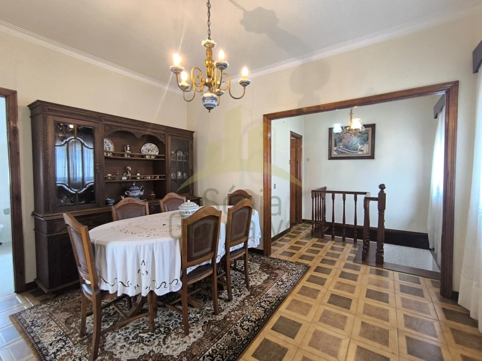 Moradia T3 para Venda em Cardielos e Serreleis Foto 13