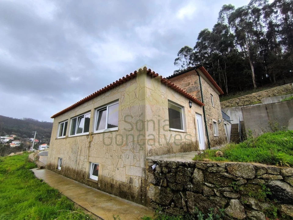 Moradia T3 para Venda em Subportela, Deocriste e Portela Susã Foto 1