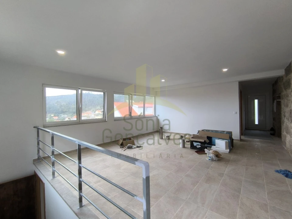 Moradia T3 para Venda em Subportela, Deocriste e Portela Susã Foto 6