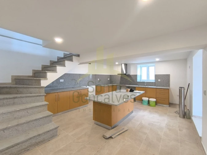 Moradia T3 para Venda em Subportela, Deocriste e Portela Susã Foto 3