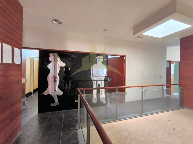 Loja para Arrendamento em Santa Maria Maior e Monserrate e Meadela Foto 6