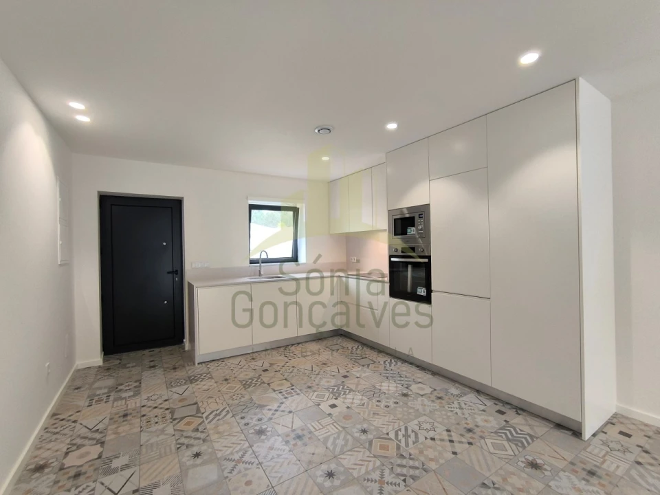 Moradia T3 para Venda em Fontão Foto 2