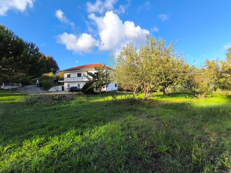 Moradia T5 para Venda em Refoios do Lima Foto 23