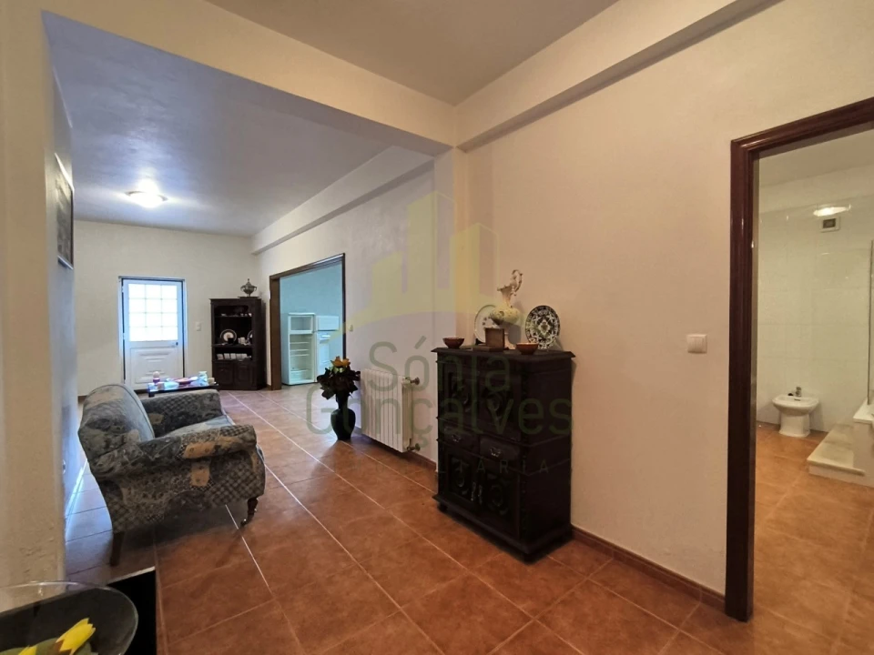 Moradia T5 para Venda em Refoios do Lima Foto 16