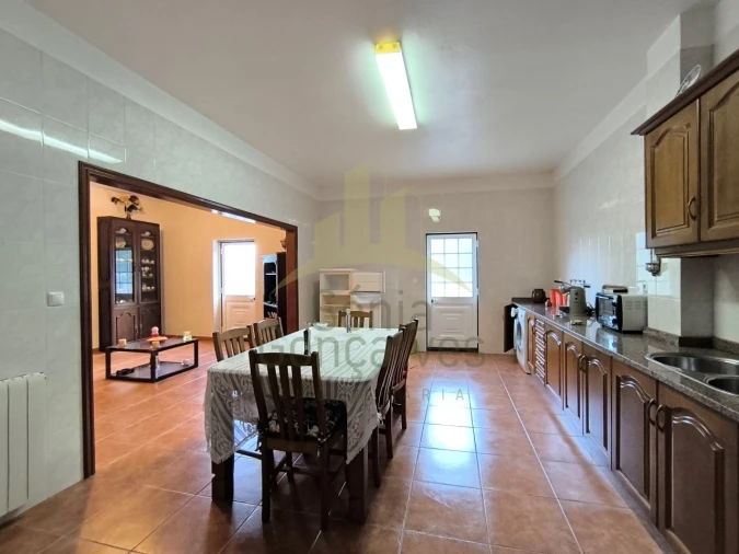 Moradia T5 para Venda em Refoios do Lima Foto 15