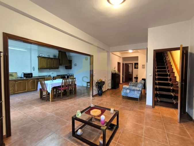 Moradia T5 para Venda em Refoios do Lima Foto 14