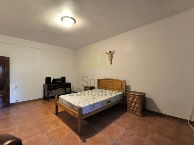 Moradia T5 para Venda em Refoios do Lima Foto 17