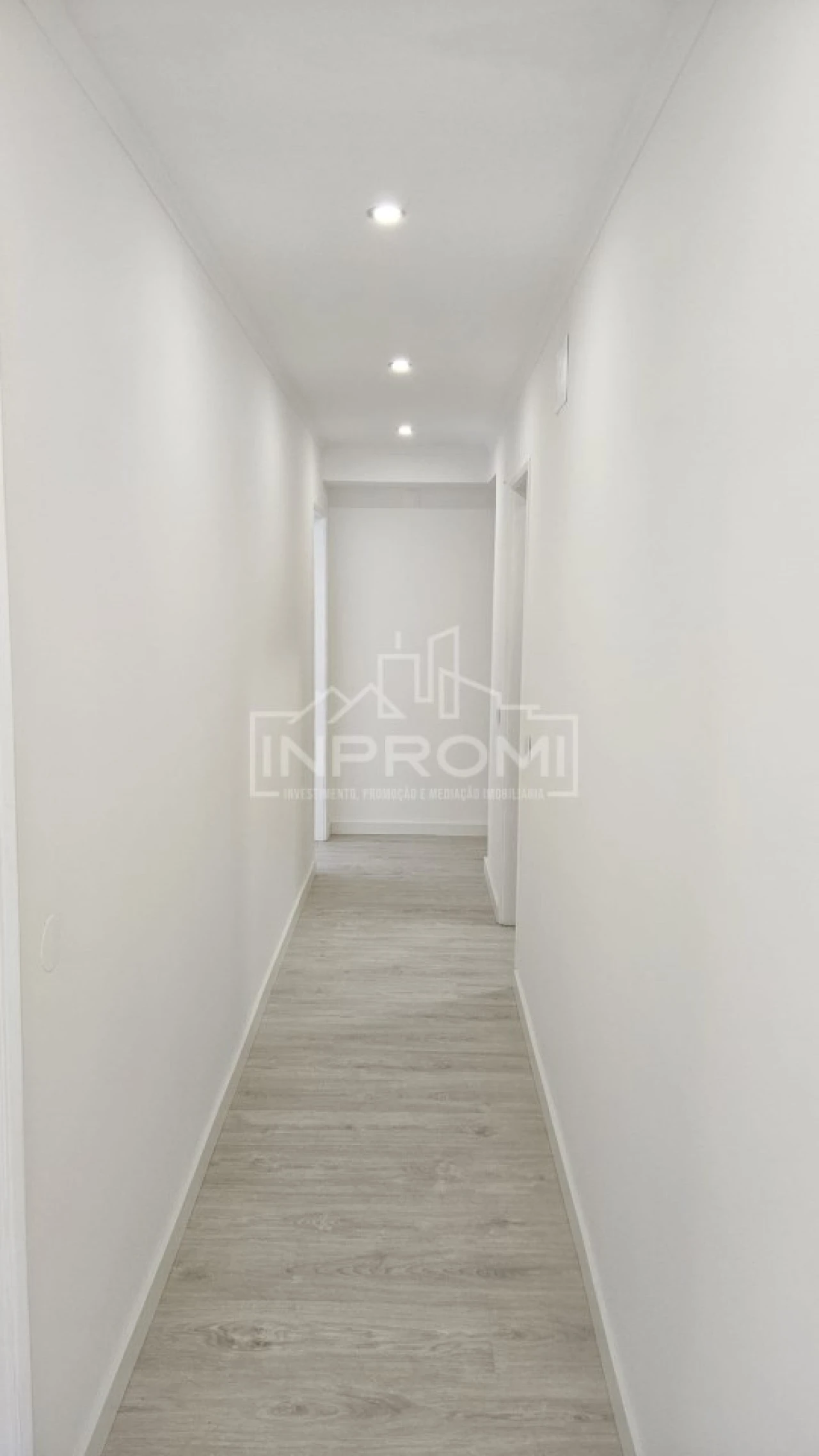 Apartamento T2 para Venda em Cascais e Estoril Foto 23