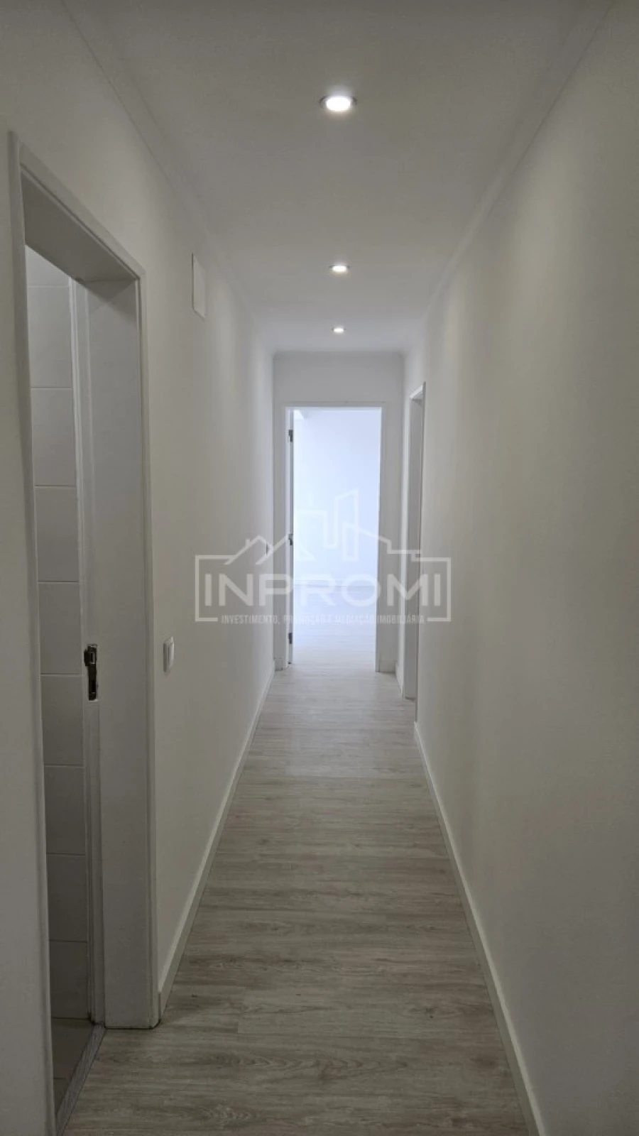 Apartamento T2 para Venda em Cascais e Estoril Foto 24