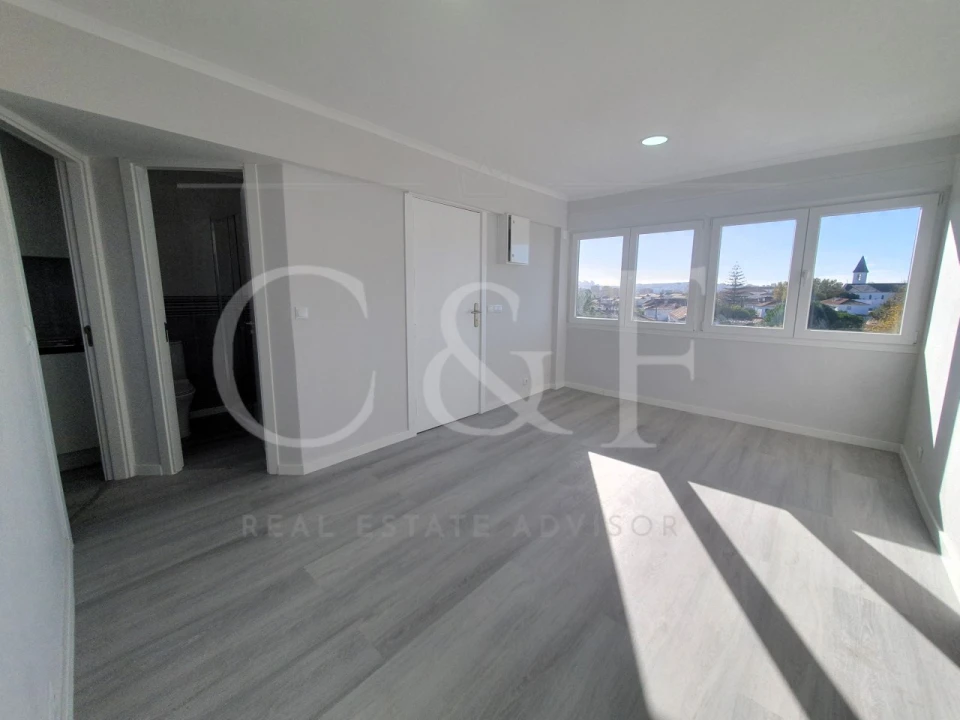 Apartamento T2 para Venda em Benfica Foto 5