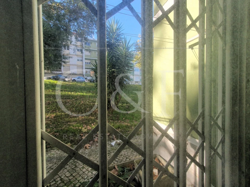 Apartamento T2 para Venda em Benfica Foto 16