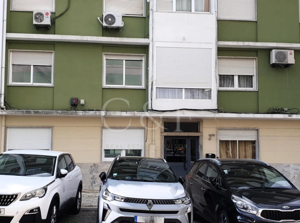 Apartamento T2 para Venda em Benfica Foto 18
