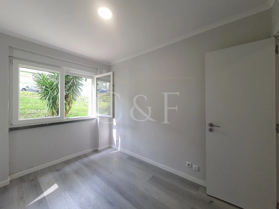 Apartamento T2 para Venda em Benfica Foto 8