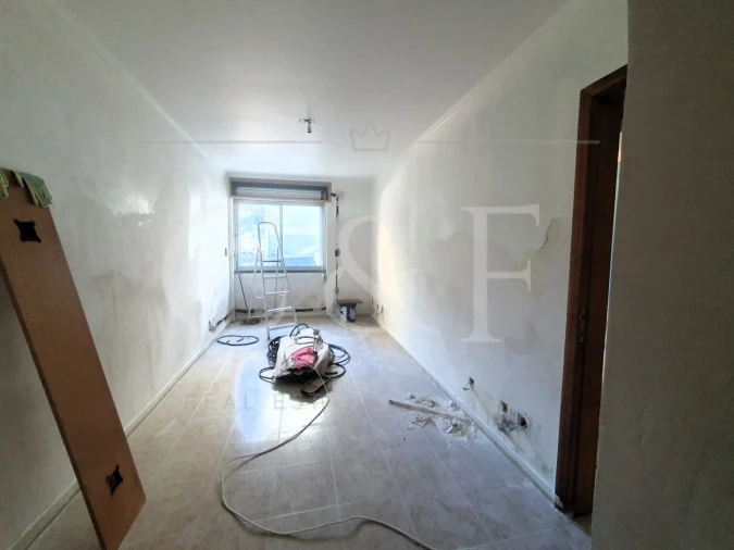 Apartamento T2 para Venda em Benfica Foto 6