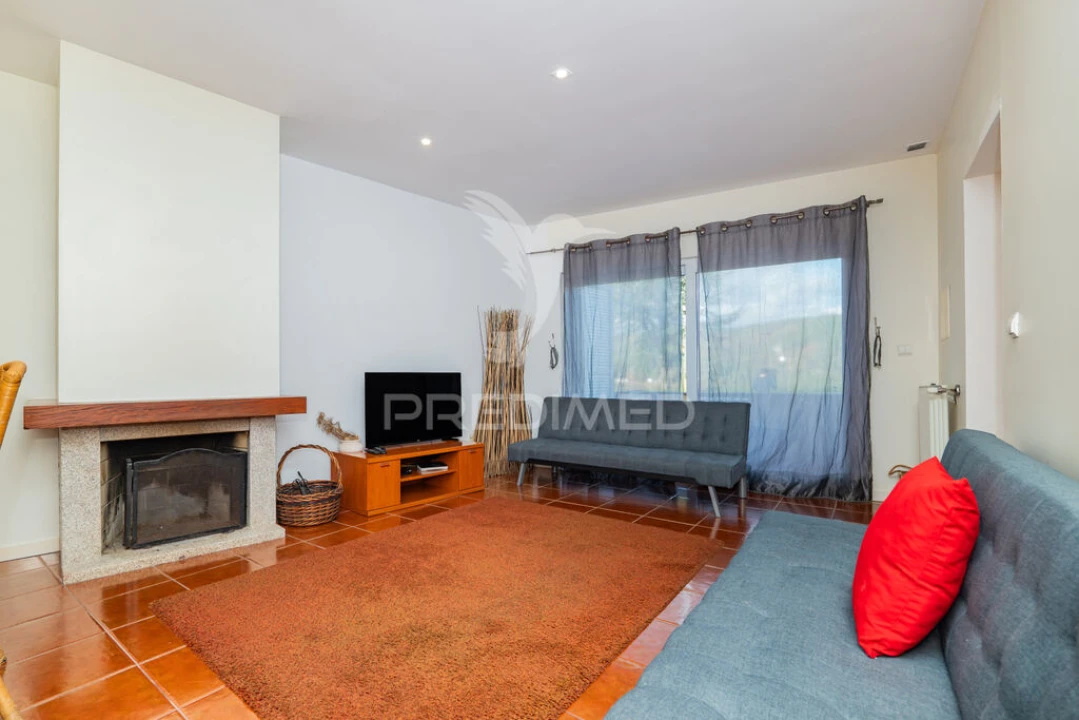 Moradia T1 para Venda em Venda Nova e Pondras Foto 12