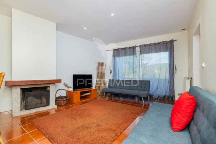 Moradia T1 para Venda em Venda Nova e Pondras Foto 12