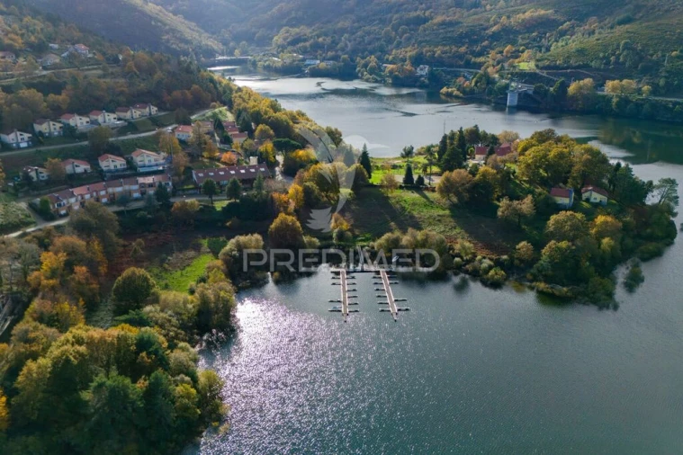 Moradia T1 para Venda em Venda Nova e Pondras Foto 4