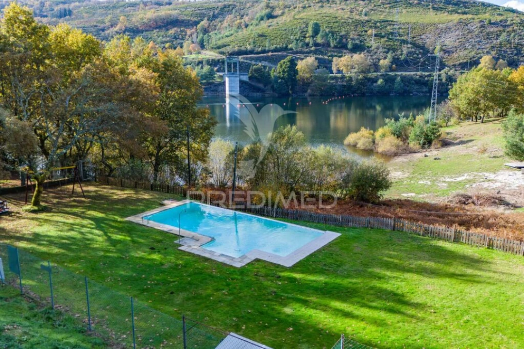 Moradia T1 para Venda em Venda Nova e Pondras Foto 3